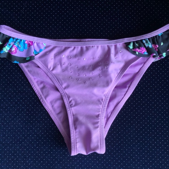 La Vie En Rose Bikini Swim Suit 👙 - Picture 3 of 12